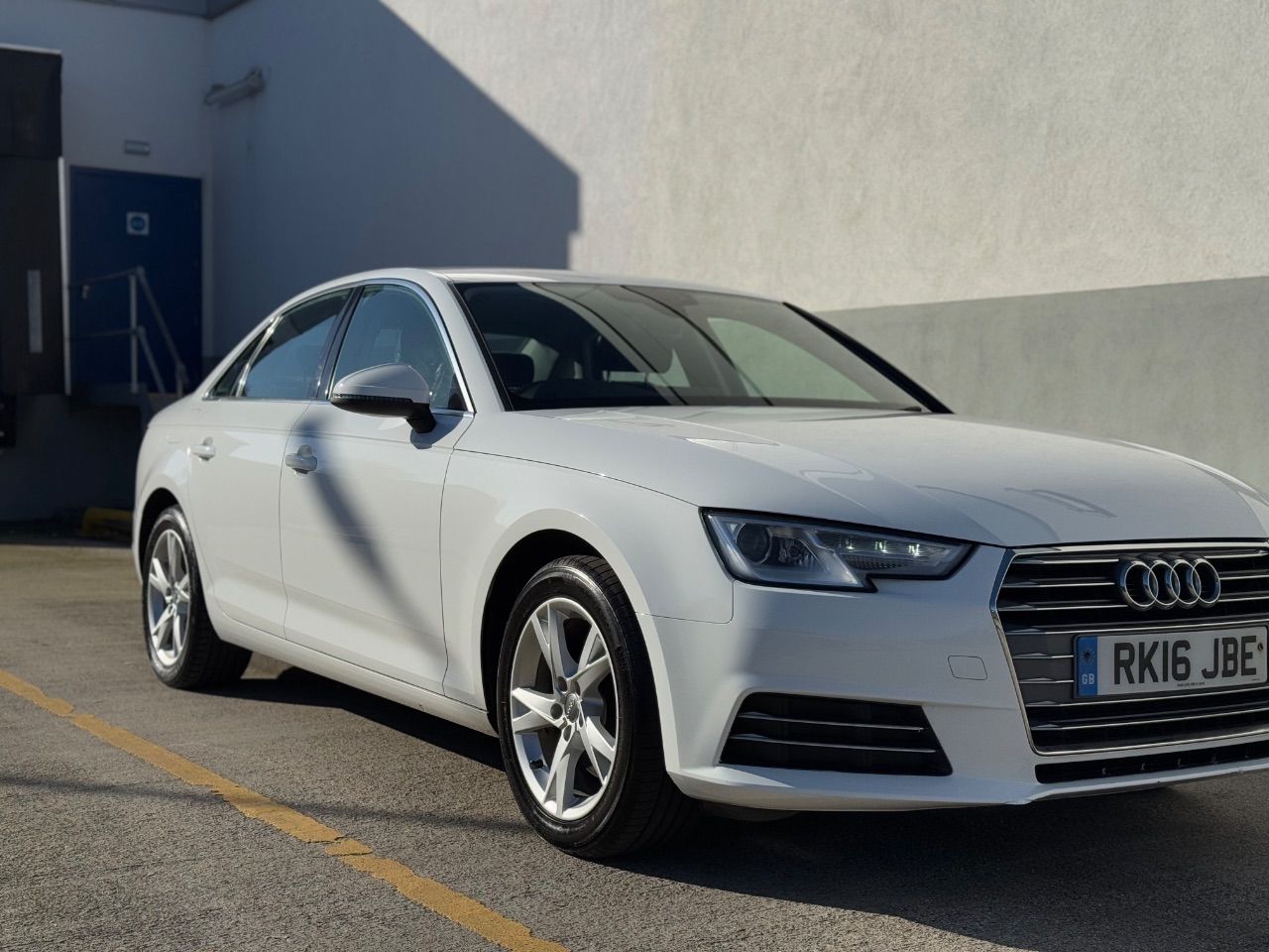 2016 Audi A4