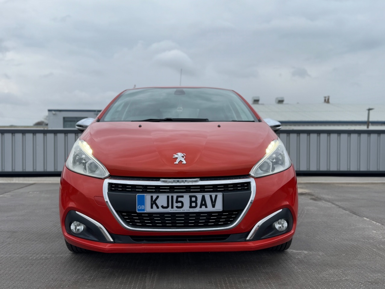 2015 Peugeot 208